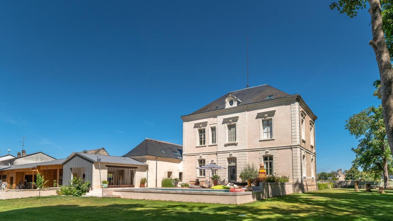 Du Chateau De La Caillerie Avoine